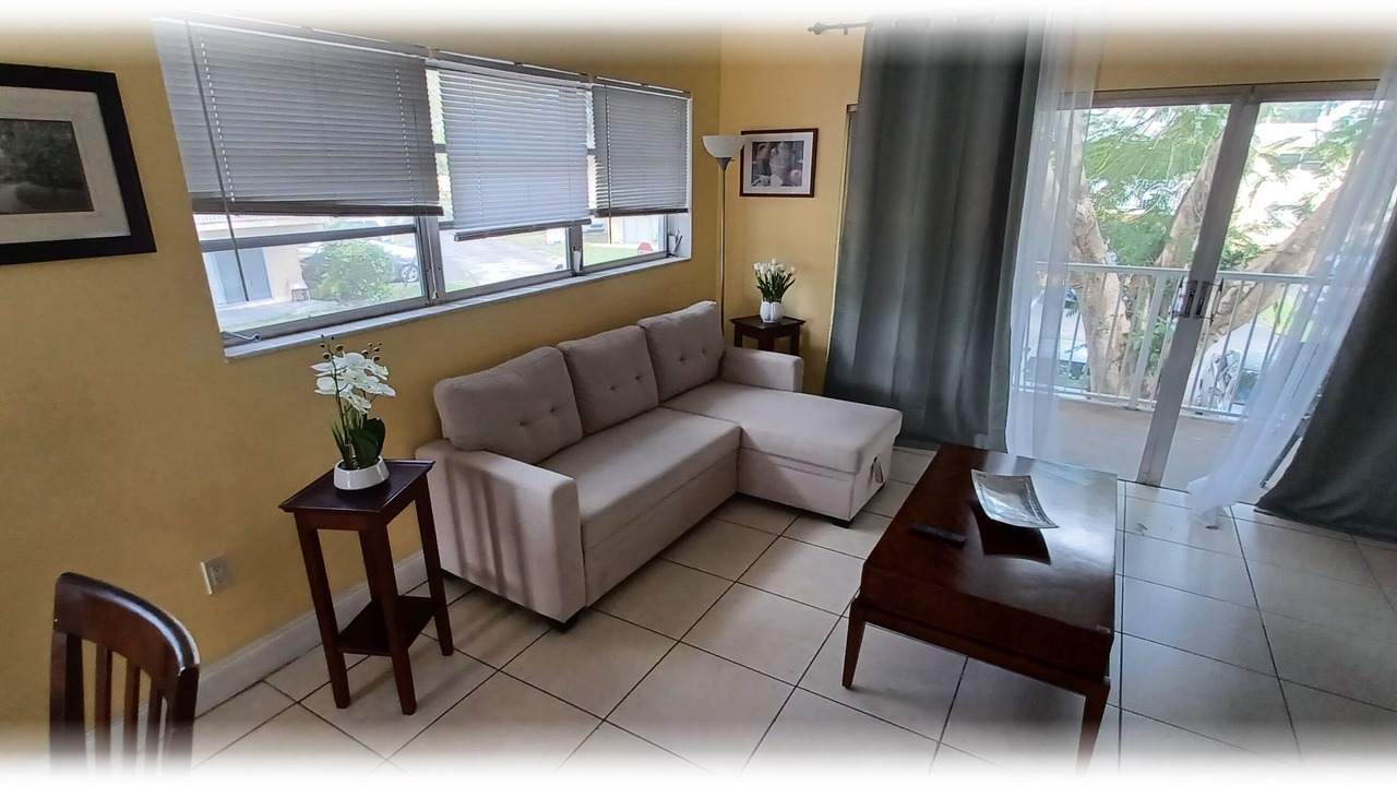 Photo of Livingroom in Glenvar Heights