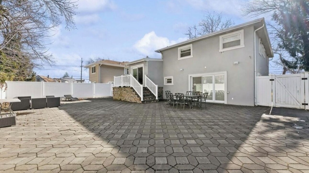 Photo of Outdoor in Hewlett
