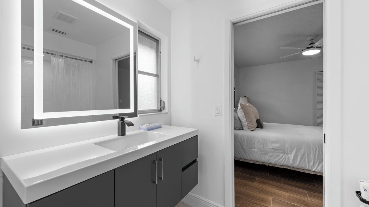 Photo of Bathroom in Town and River