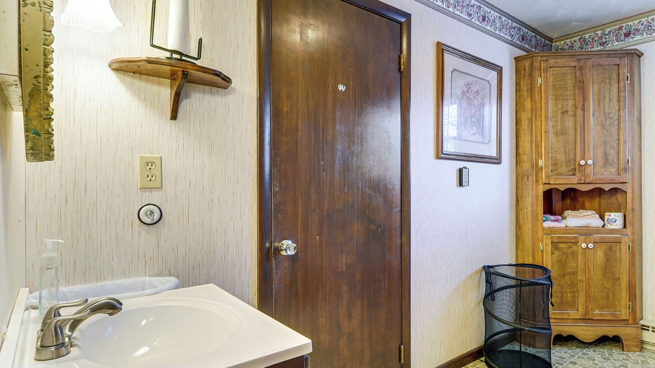 Photo of Bathroom in Bakers Summit