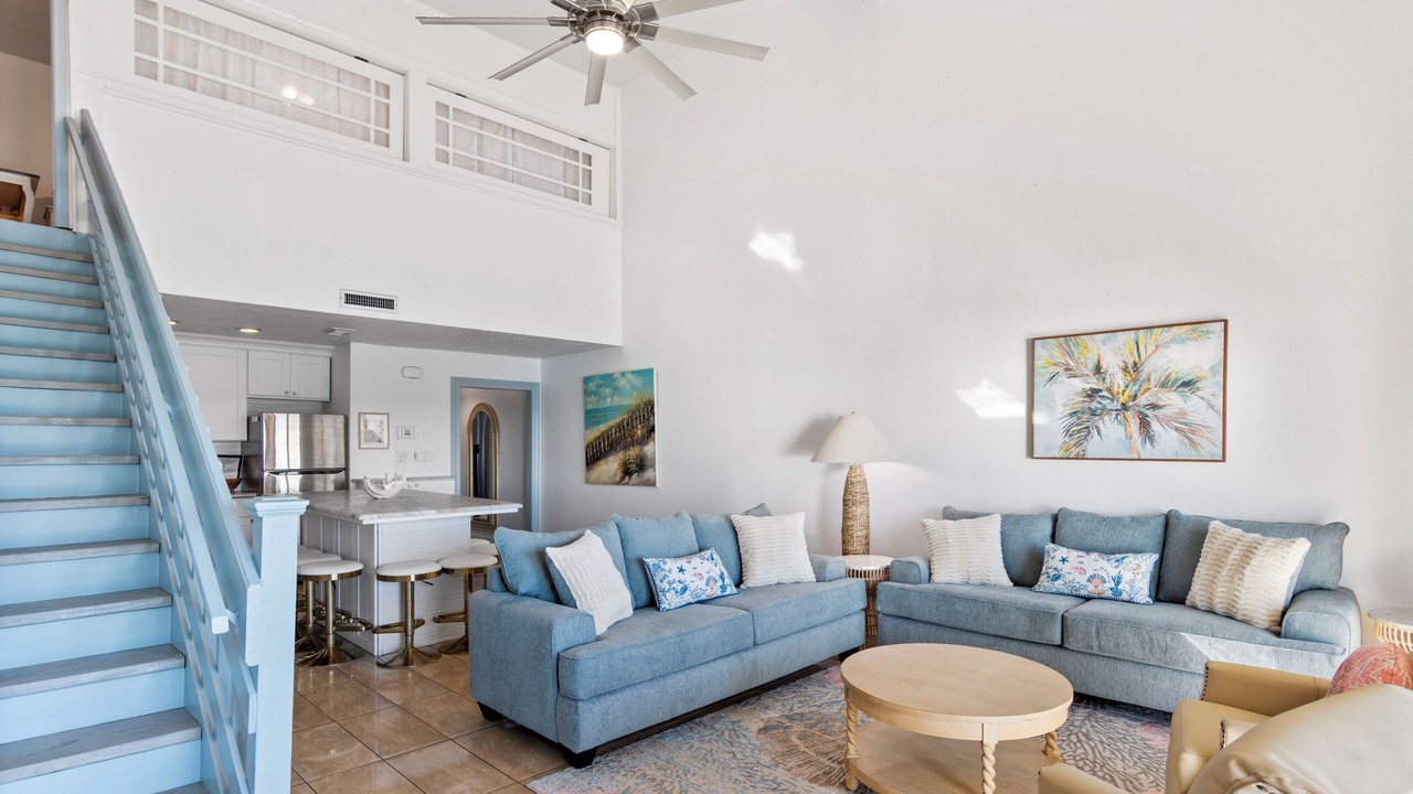Photo of Livingroom in Crystal Shores