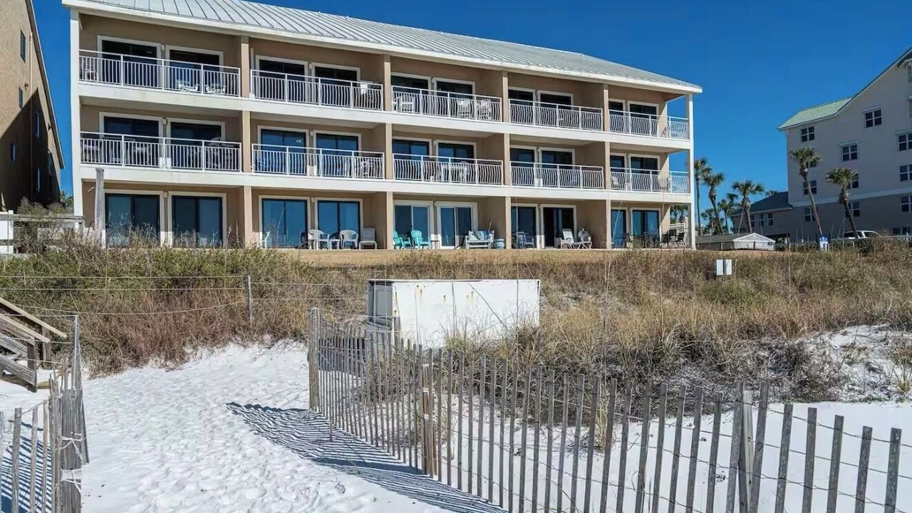 Photo of Outdoor in Crystal Shores