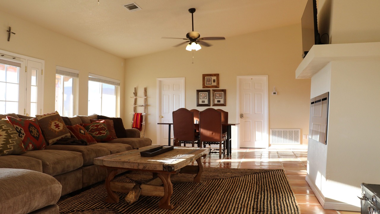Photo of Livingroom in Meadview