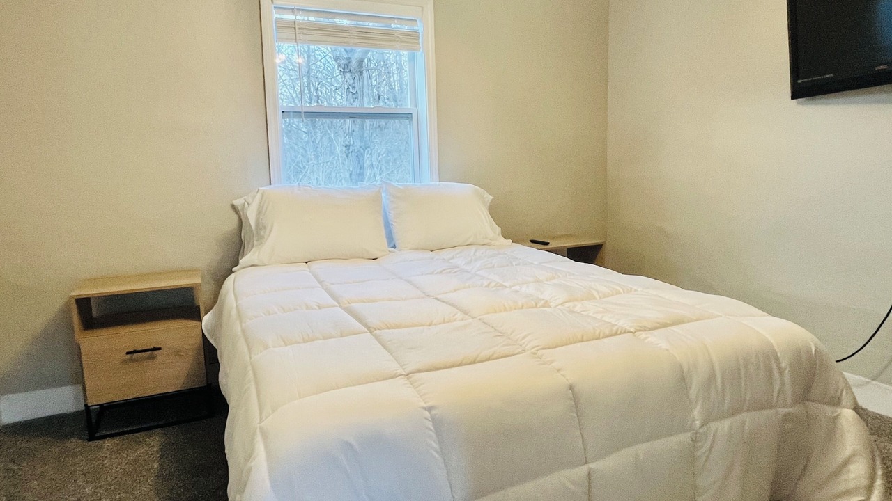Photo of Bedroom in South Hills