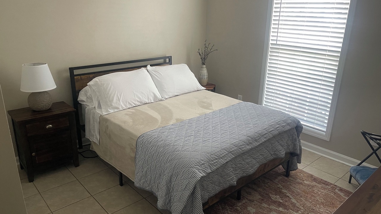 Photo of Bedroom in Opelika