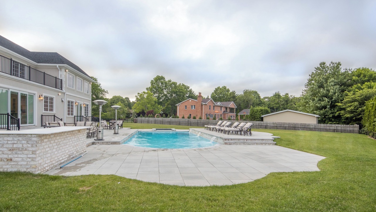 Photo of Outdoor in Melville
