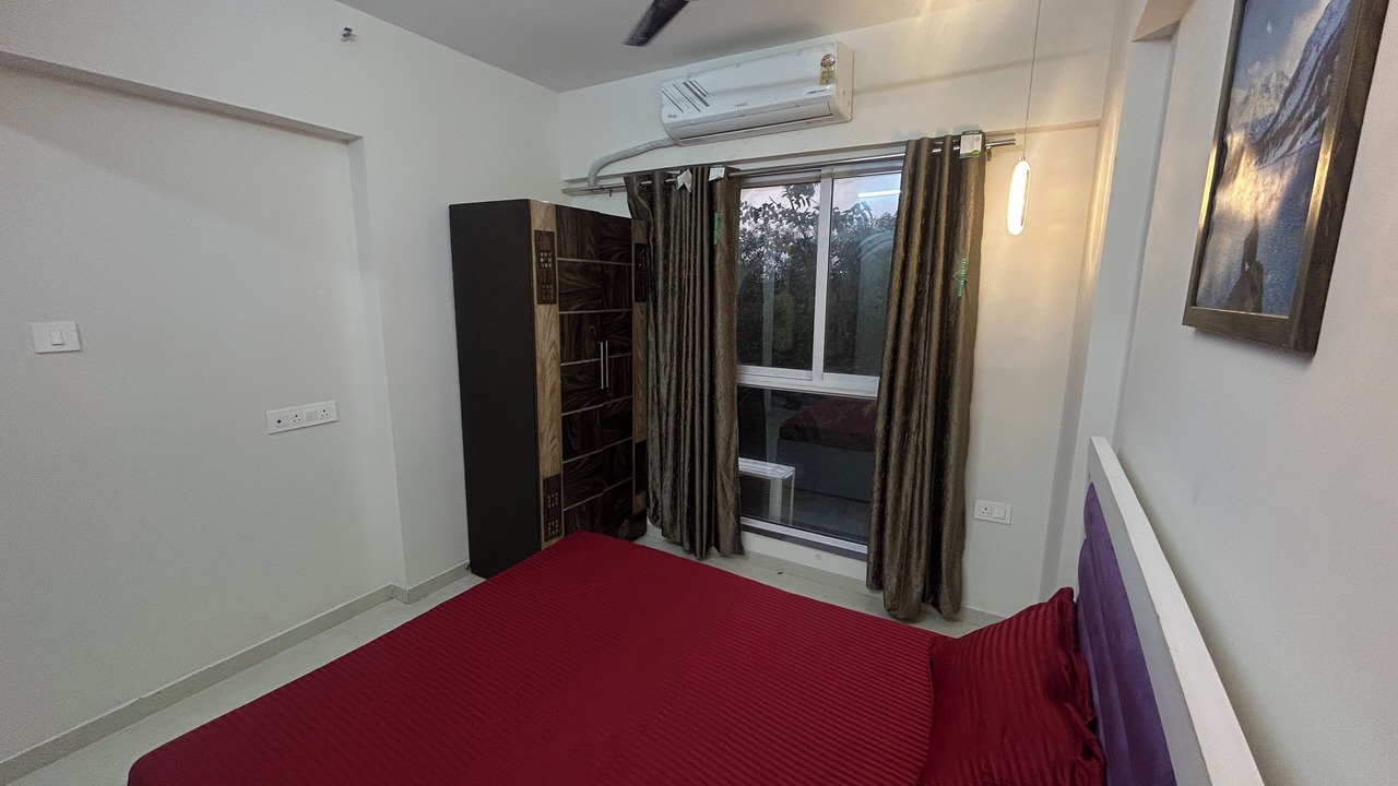Photo of Bedroom in Versova