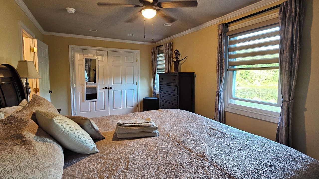 Photo of Bedroom in Campbell Hall