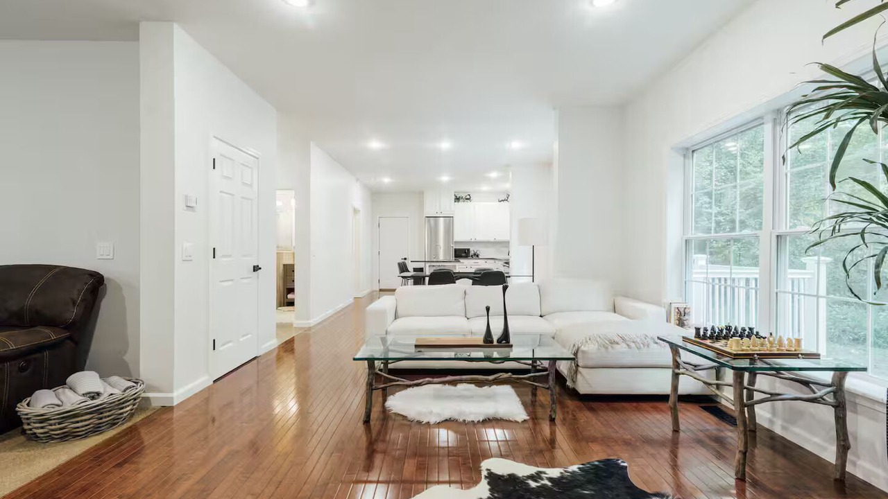 Photo of Livingroom in Rhinebeck