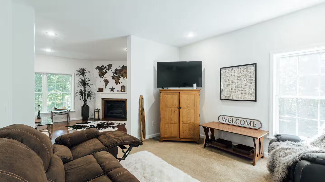 Photo of Livingroom in Rhinebeck