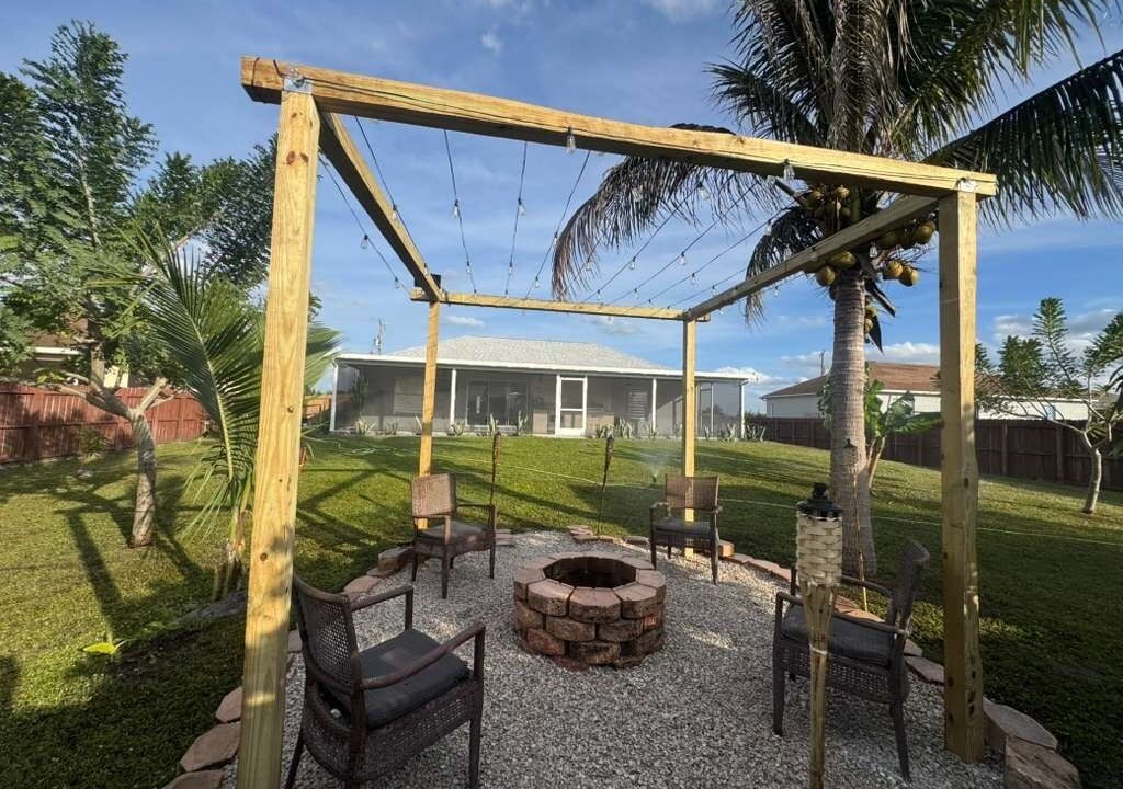 Photo of Outdoor in Lehigh Acres