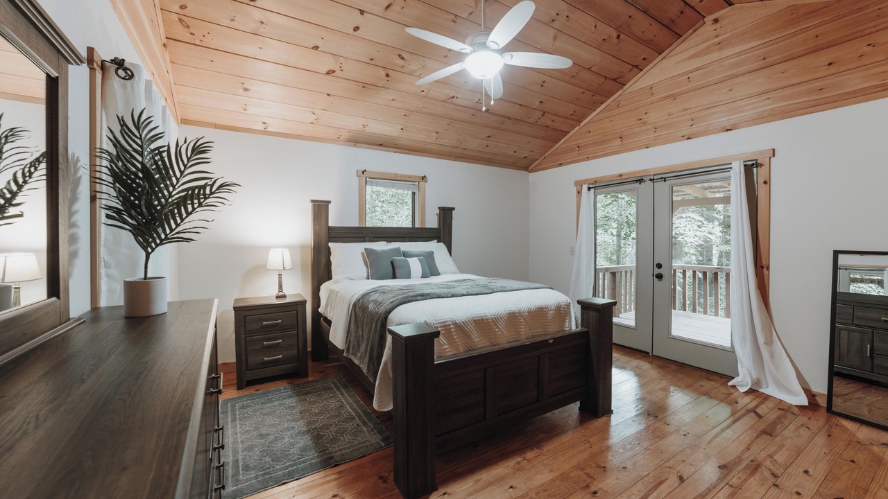 Photo of Bedroom in Loysville