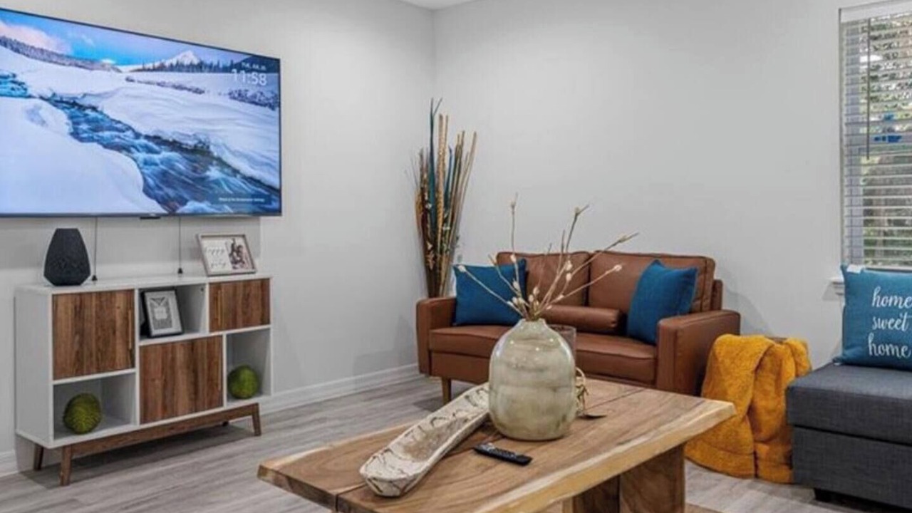 Photo of Livingroom in Sulphur Springs