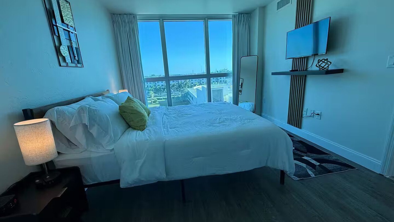 Photo of Bedroom in Downtown Historic District