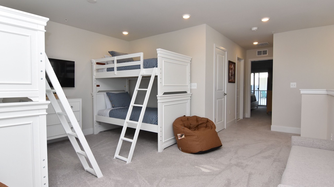 Photo of Bedroom in Caine Woods