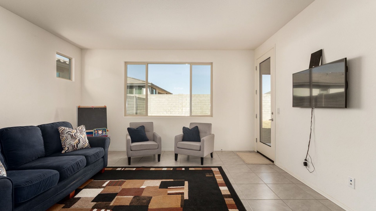 Photo of Livingroom in Maricopa County