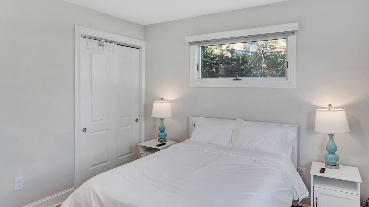 Photo of Bedroom in Uniondale