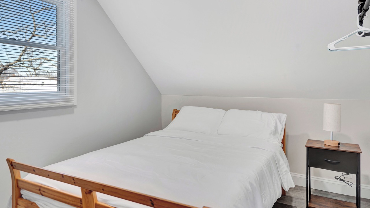 Photo of Bedroom in Uniondale