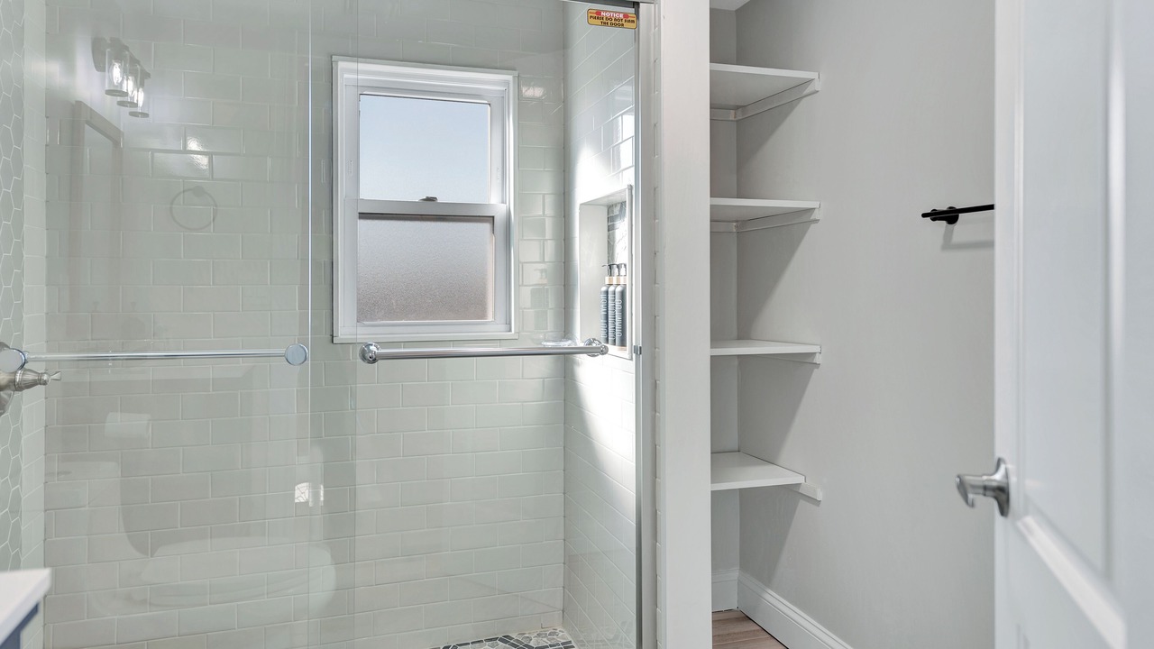 Photo of Bathroom in Uniondale