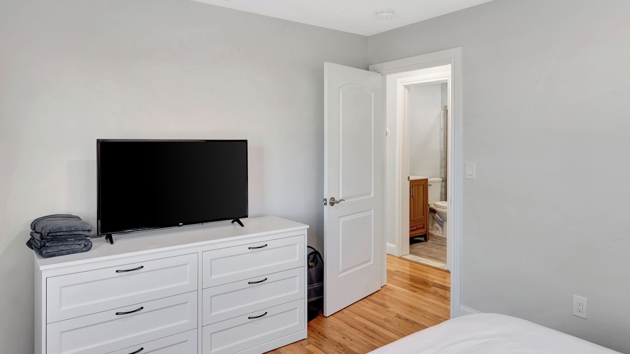 Photo of Bedroom in Uniondale