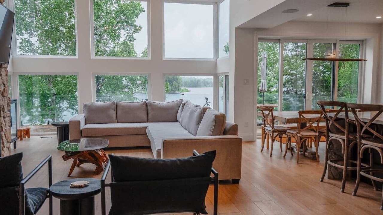 Photo of Livingroom in Whitestone