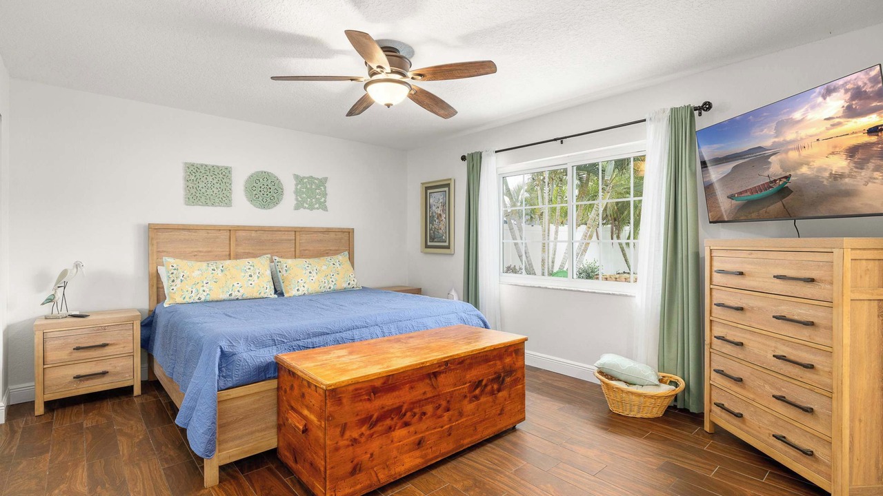 Photo of Bedroom in Pinellas Park