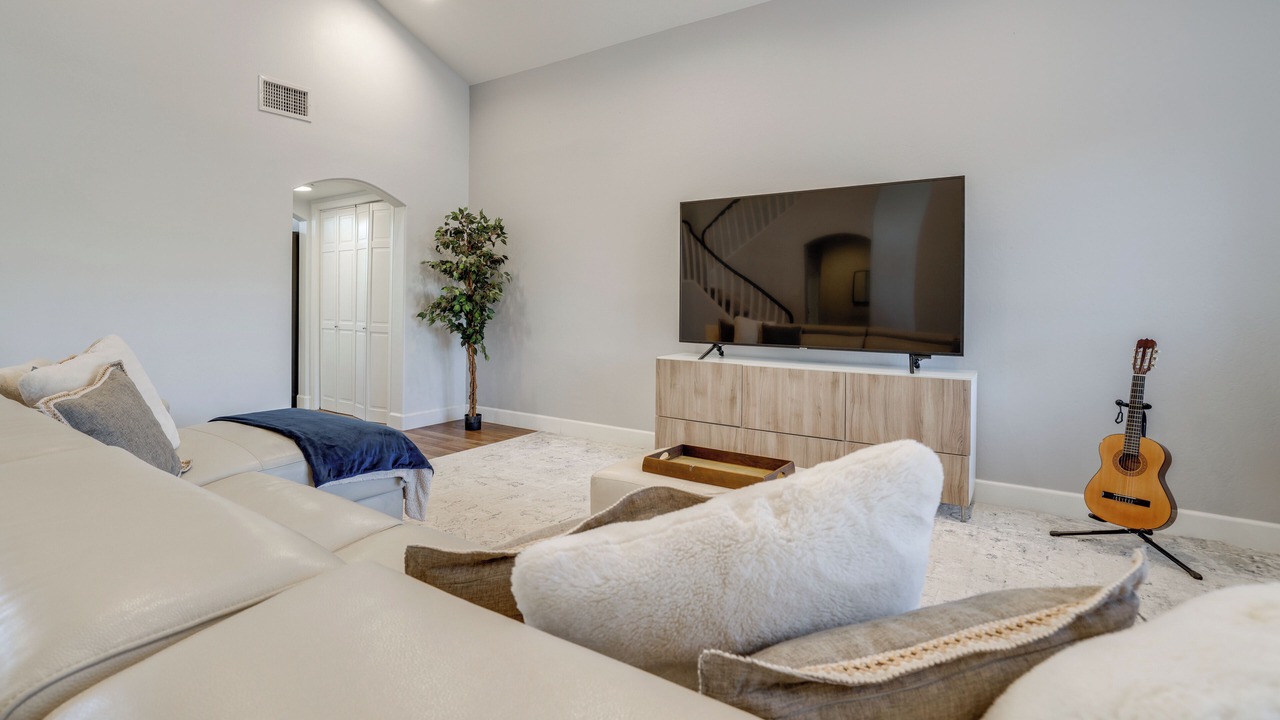 Photo of Bedroom in Warner Ranch