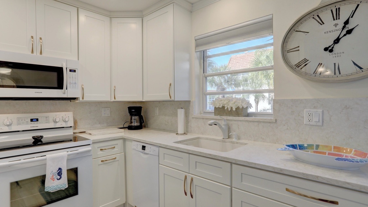Photo of Kitchen in Indian River Shores