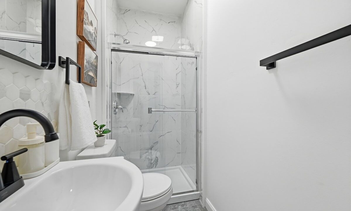 Photo of Bathroom in South Hills