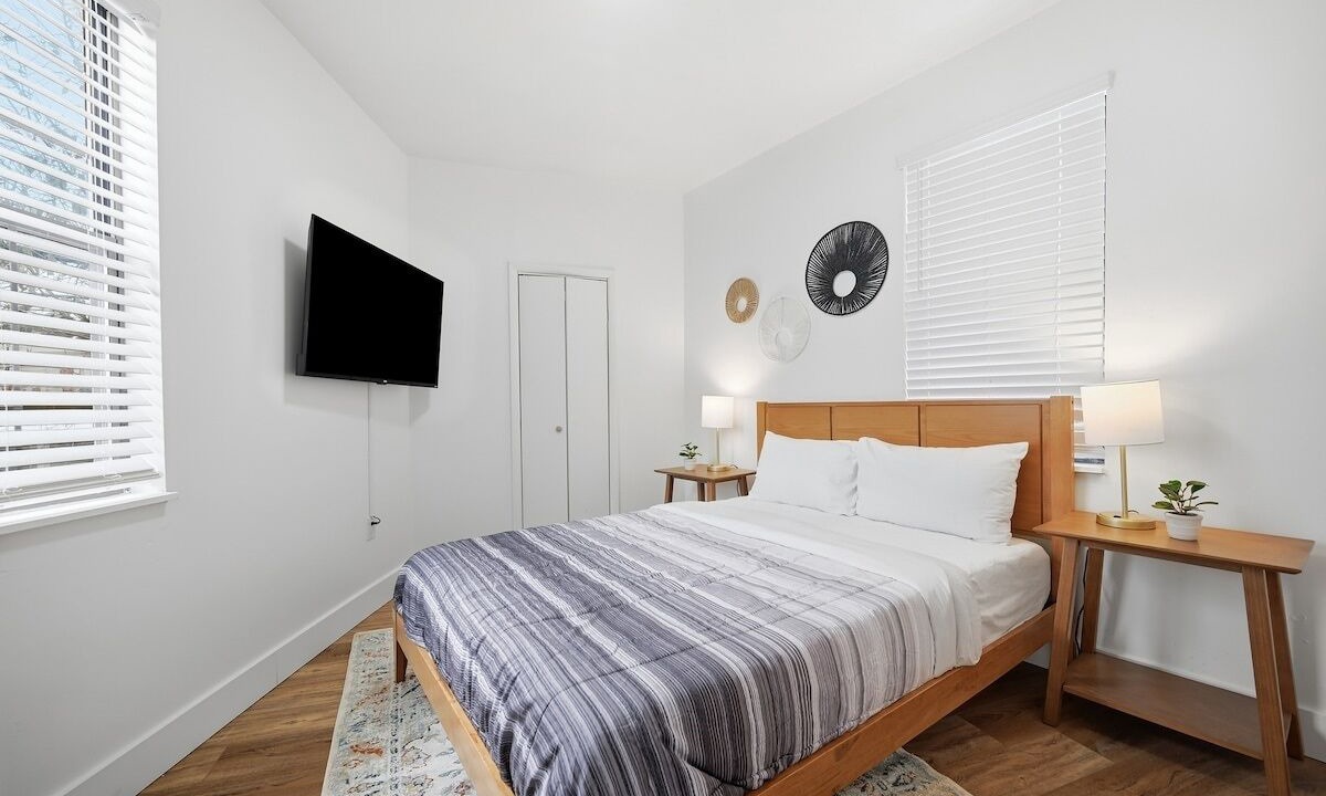 Photo of Bedroom in South Hills