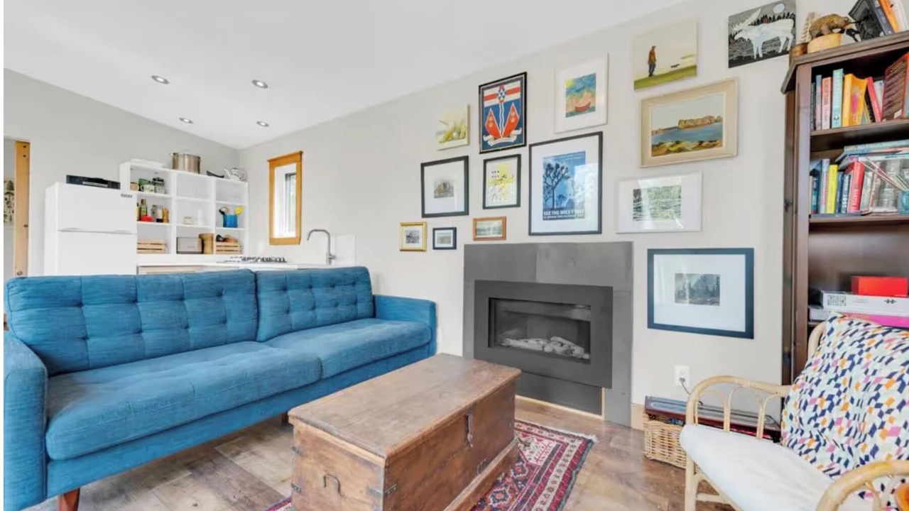 Photo of Livingroom in North Frontenac