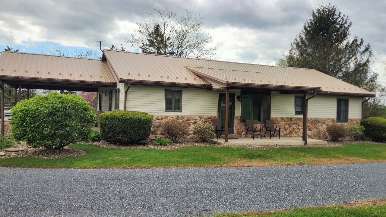 Photo of Outdoor in Newville