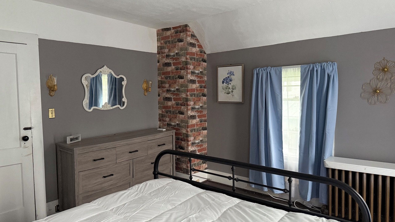 Photo of Bedroom in Montour Falls
