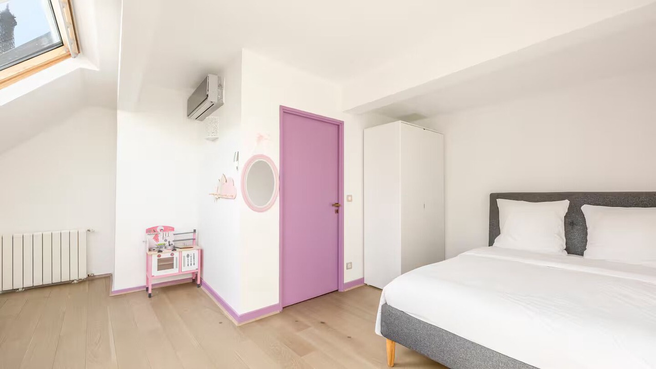 Photo of Bedroom in Quartier du Gros-Caillou
