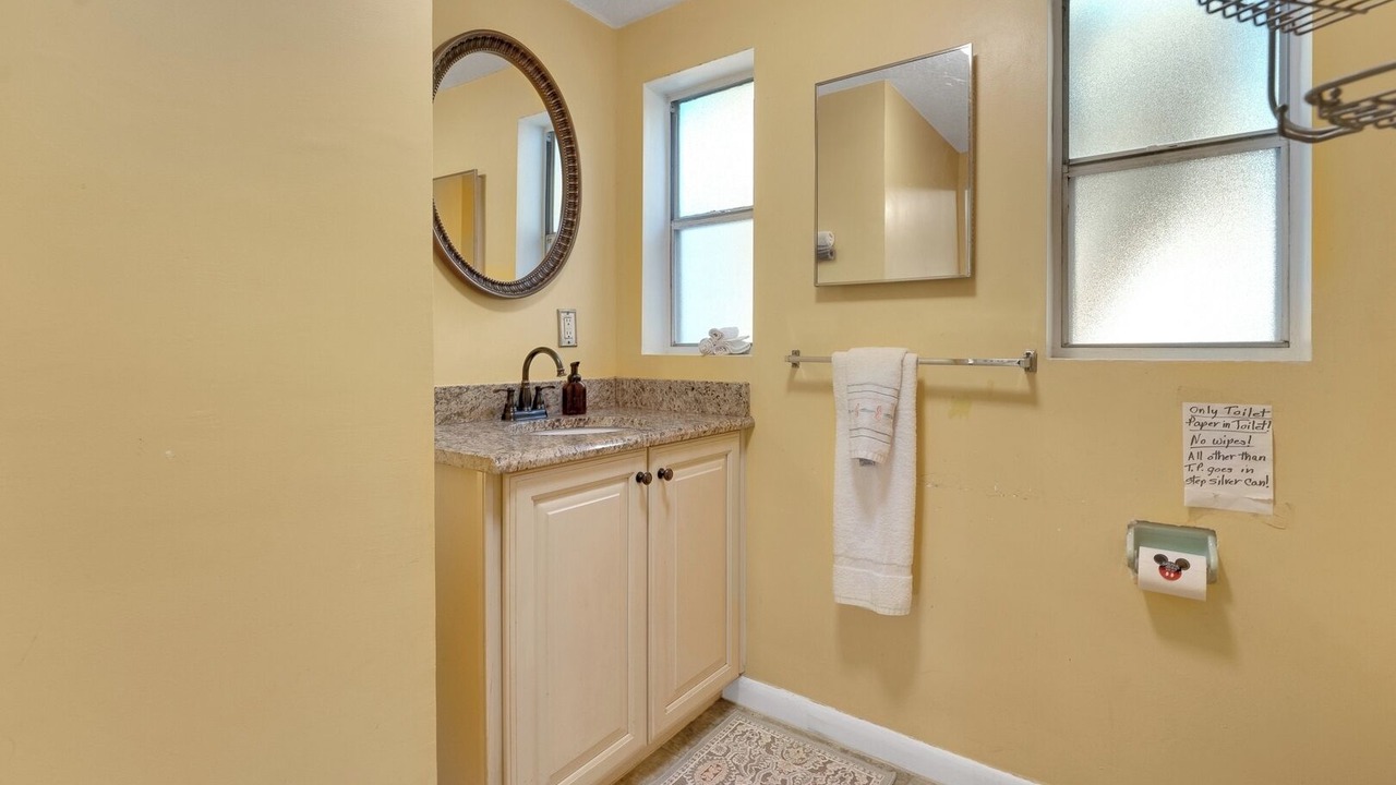 Photo of Bathroom in Fairvilla