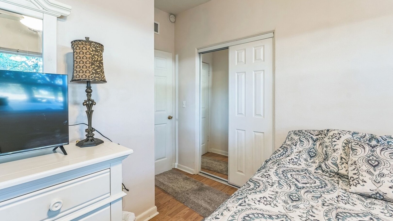 Photo of Bedroom in Fairvilla