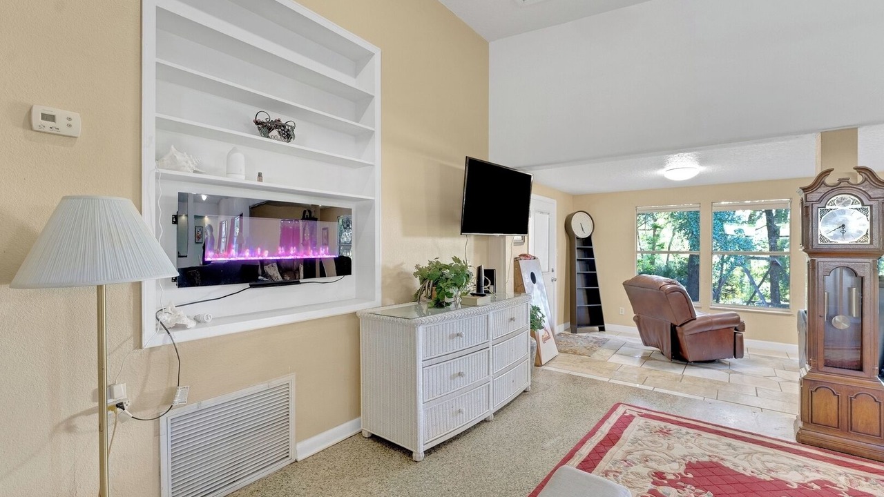 Photo of Livingroom in Fairvilla