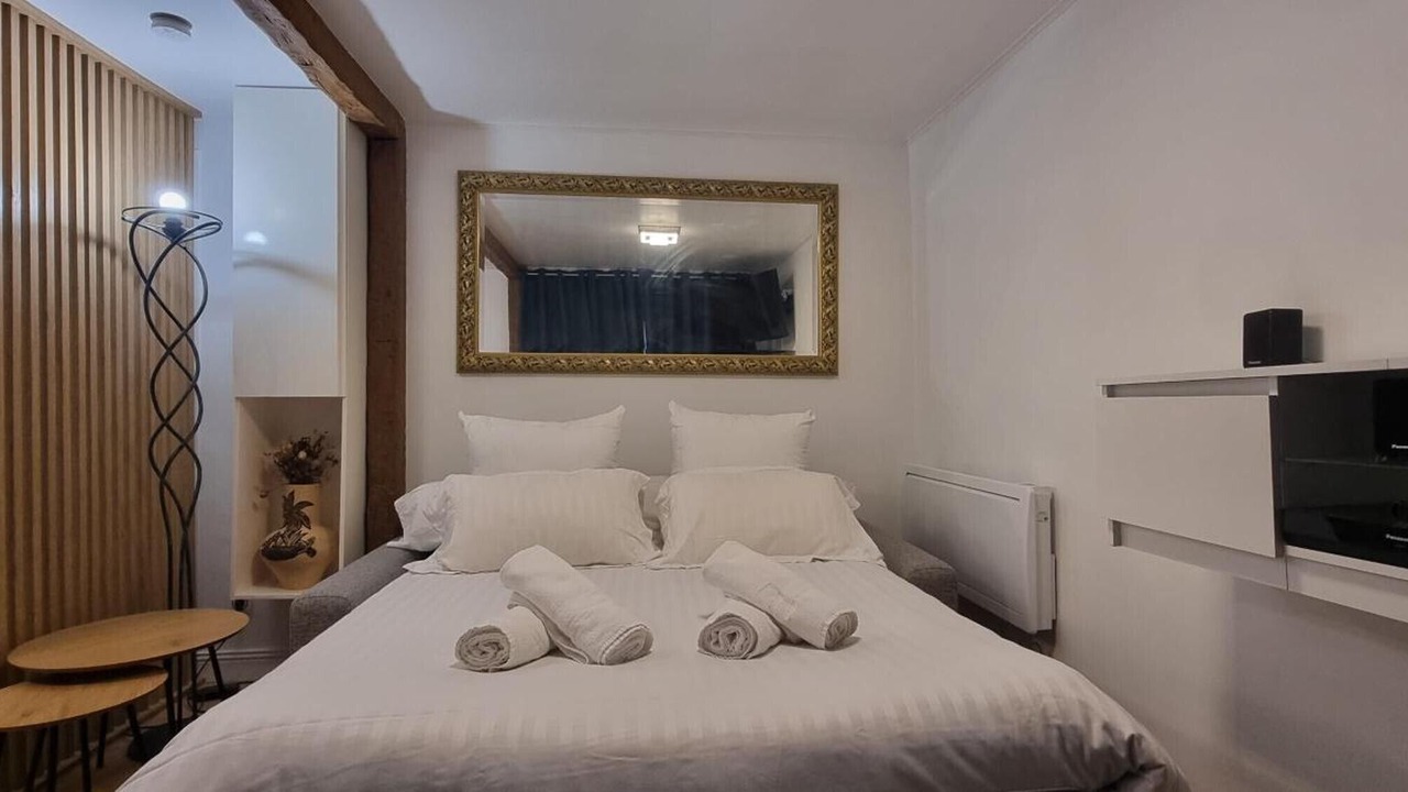 Photo of Bedroom in Malakoff