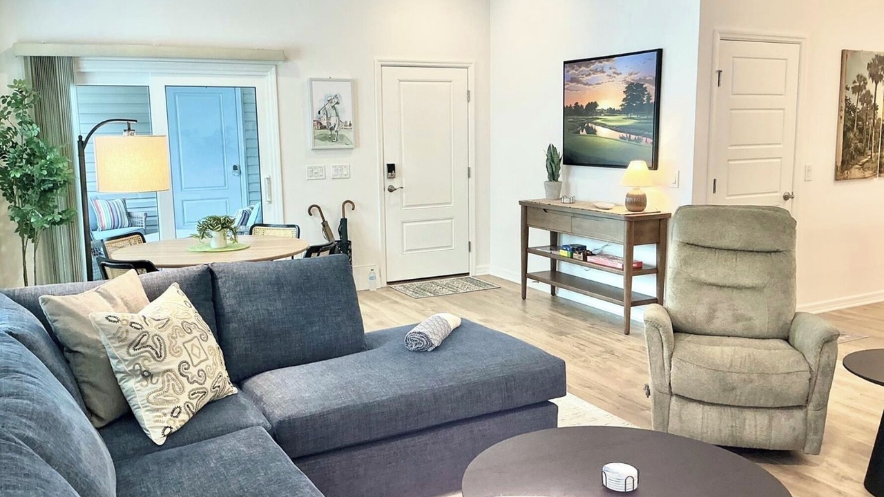 Photo of Livingroom in Sumter County