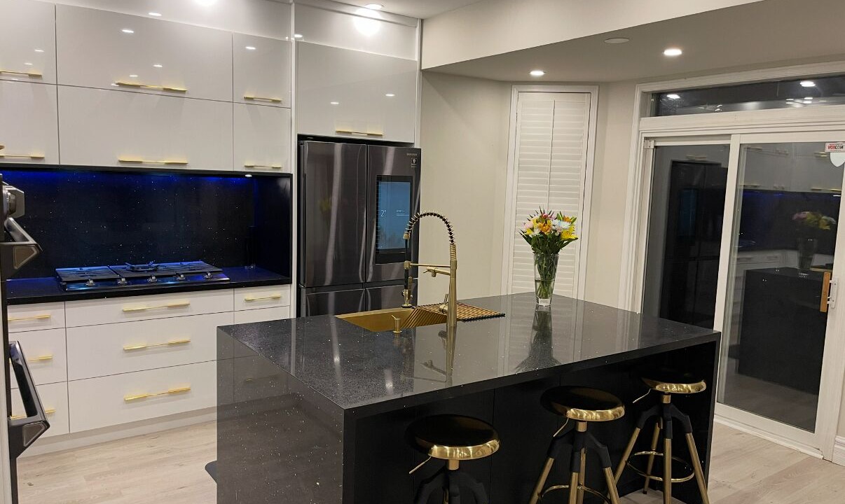 Photo of Kitchen in Churchill Meadows