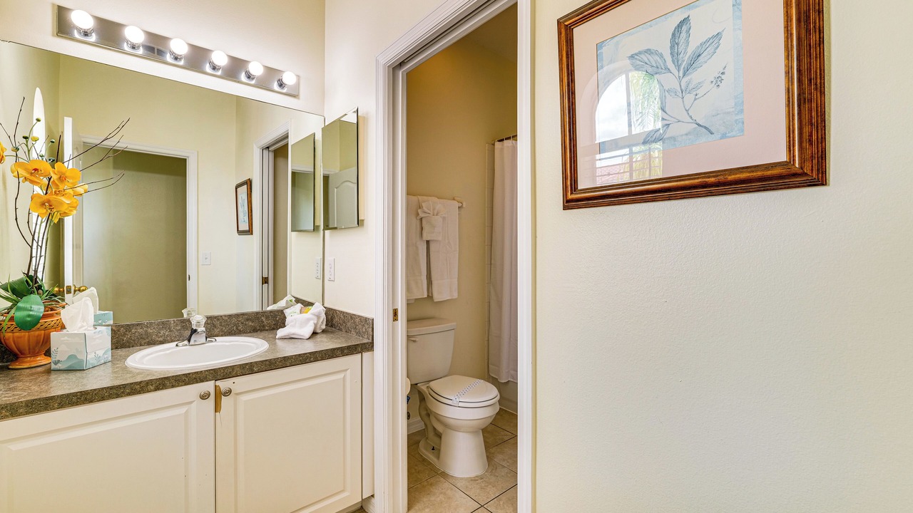 Photo of Bathroom in Tuscan Hills