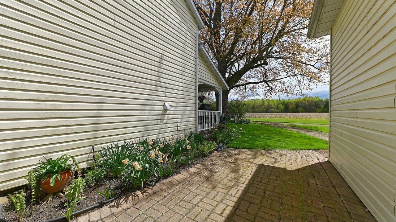 Photo of Outdoor in Clearview