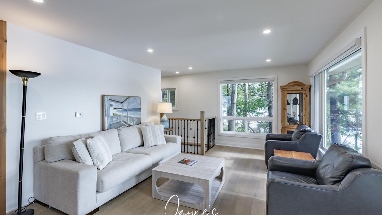 Photo of Bedroom in Muskoka Lakes