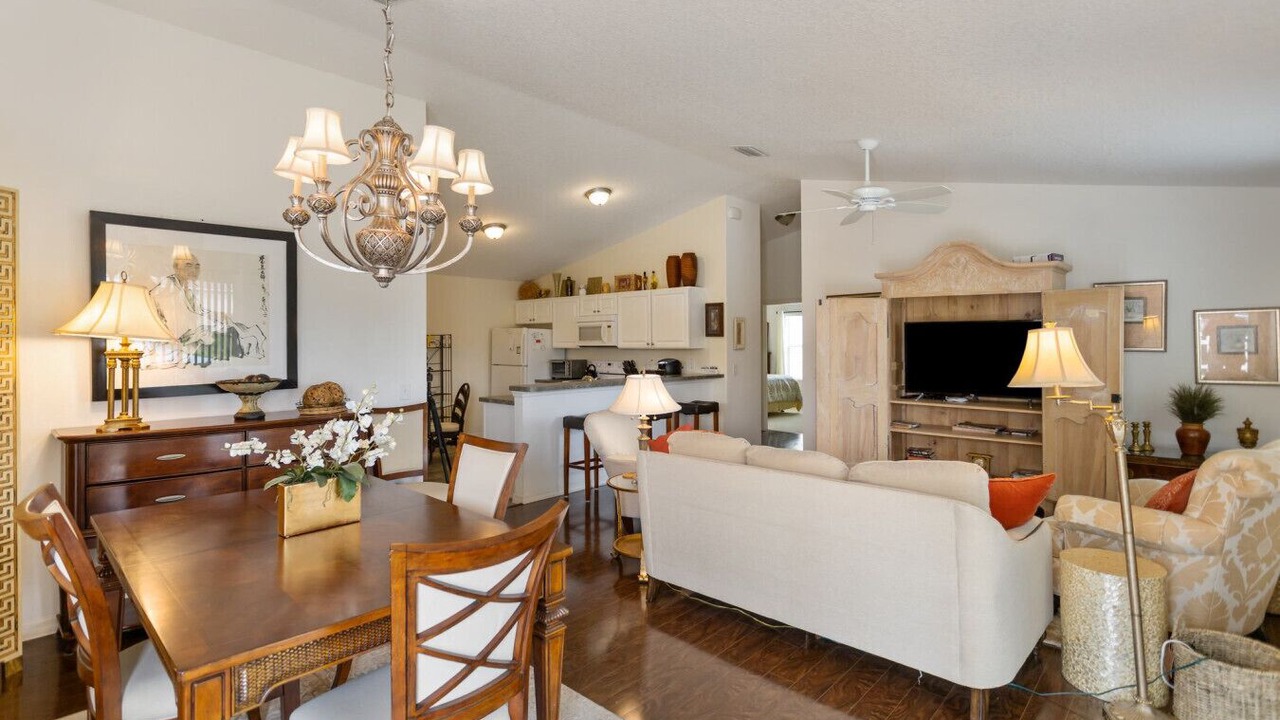 Photo of Livingroom in St. James