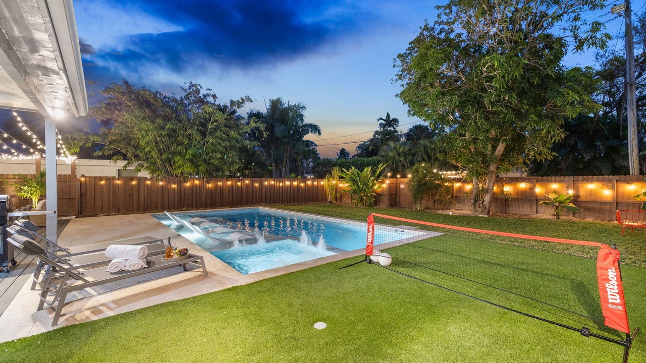 Photo of Outdoor in Royal Poinciana