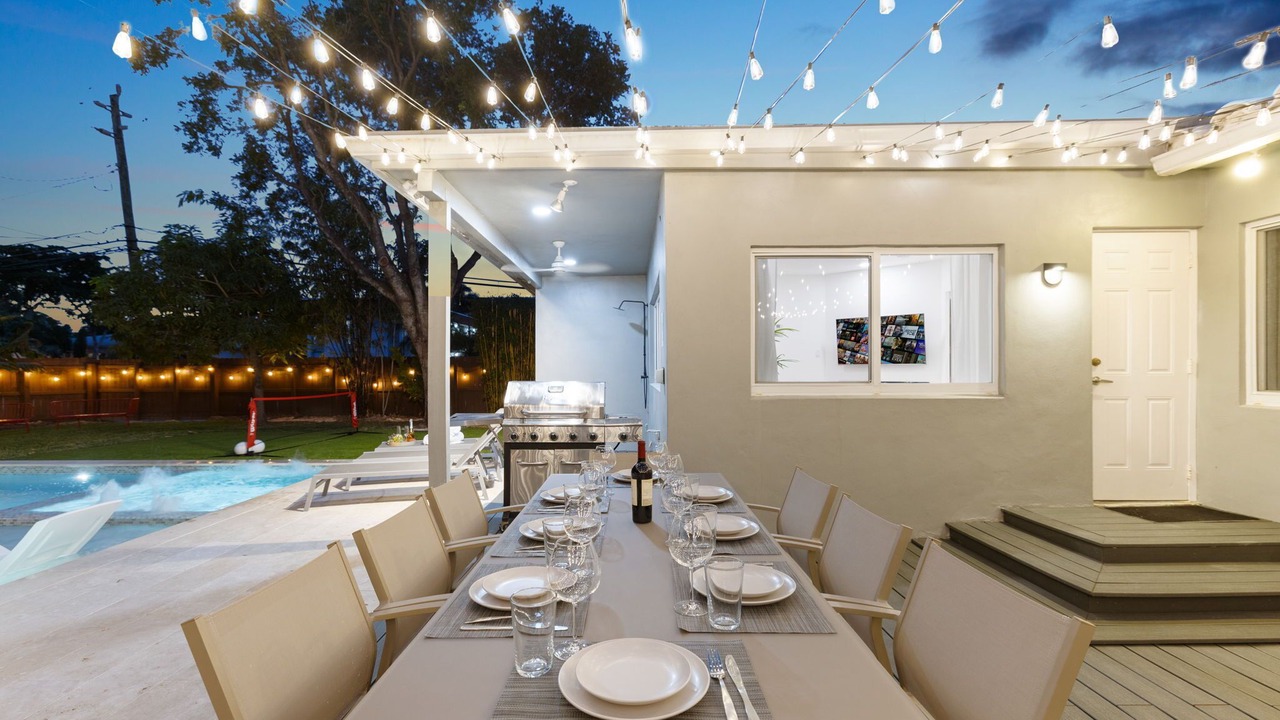 Photo of Outdoor in Royal Poinciana