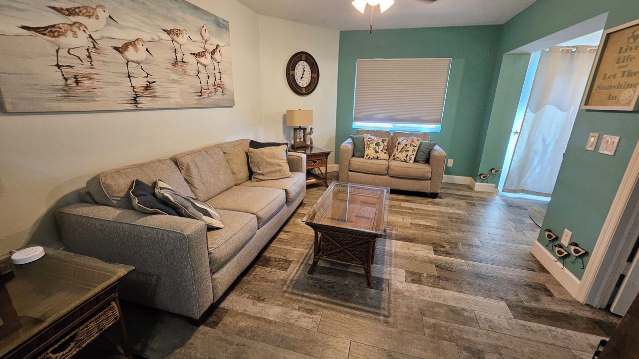Photo of Livingroom in Cape Caneveral Beach Gardens