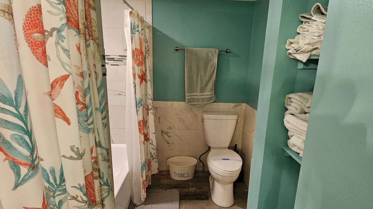 Photo of Bathroom in Cape Caneveral Beach Gardens