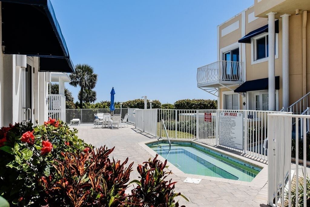 Photo of Outdoor in Cape Caneveral Beach Gardens