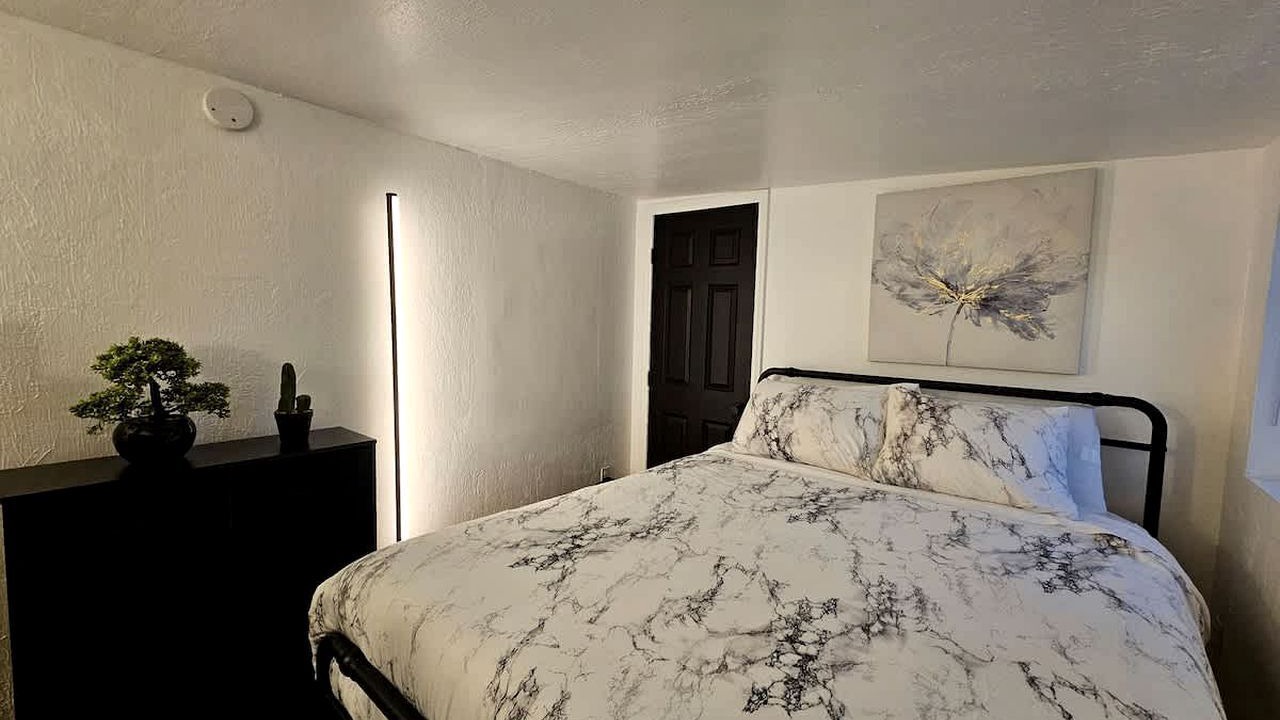 Photo of Bedroom in Meadview